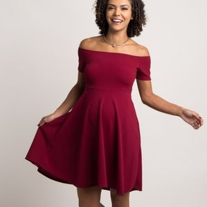 Maternity off shoulder dress